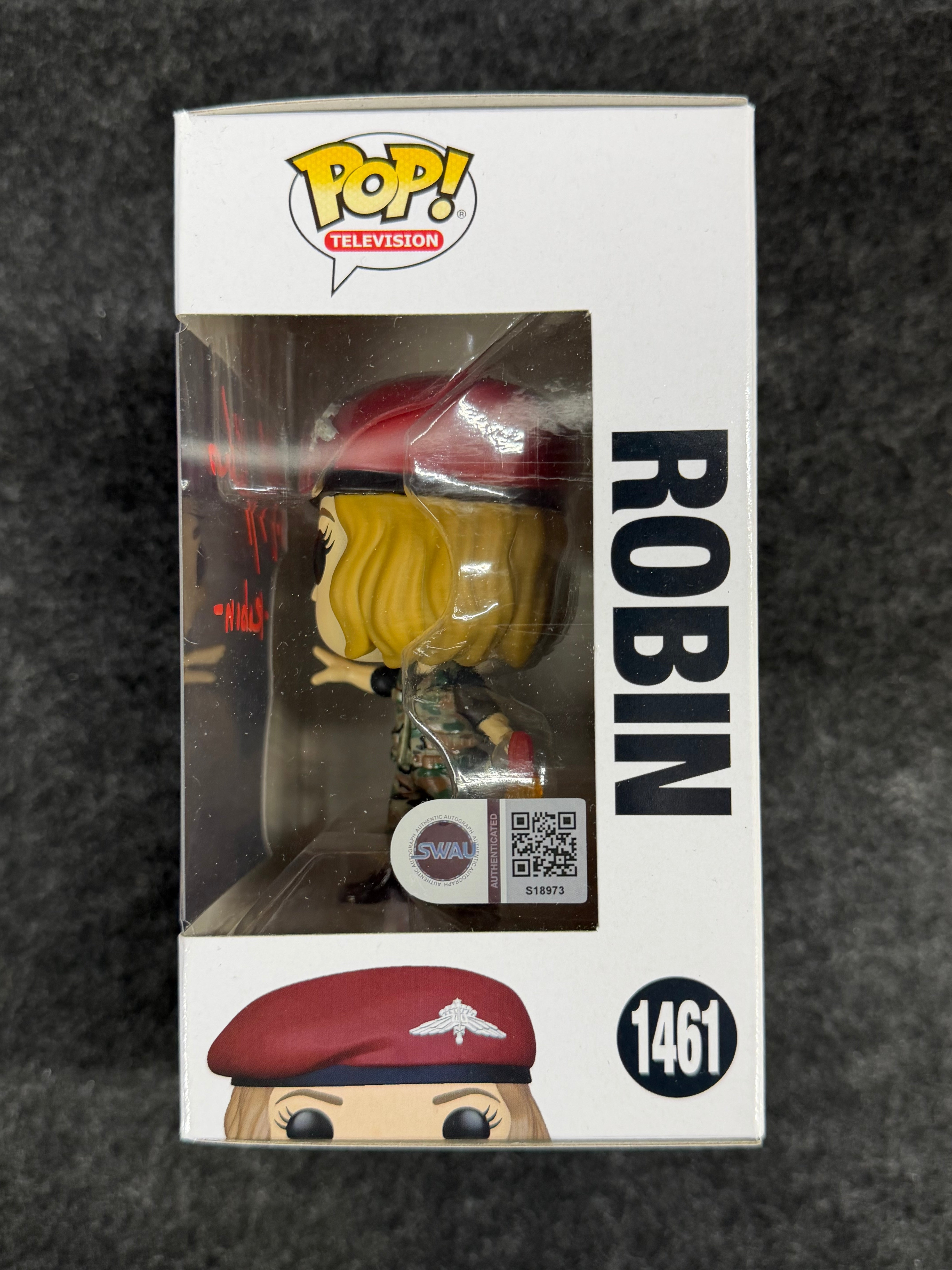 Maya Hawke Signed Robin Stranger Things #1461 Funko - SWAU COA