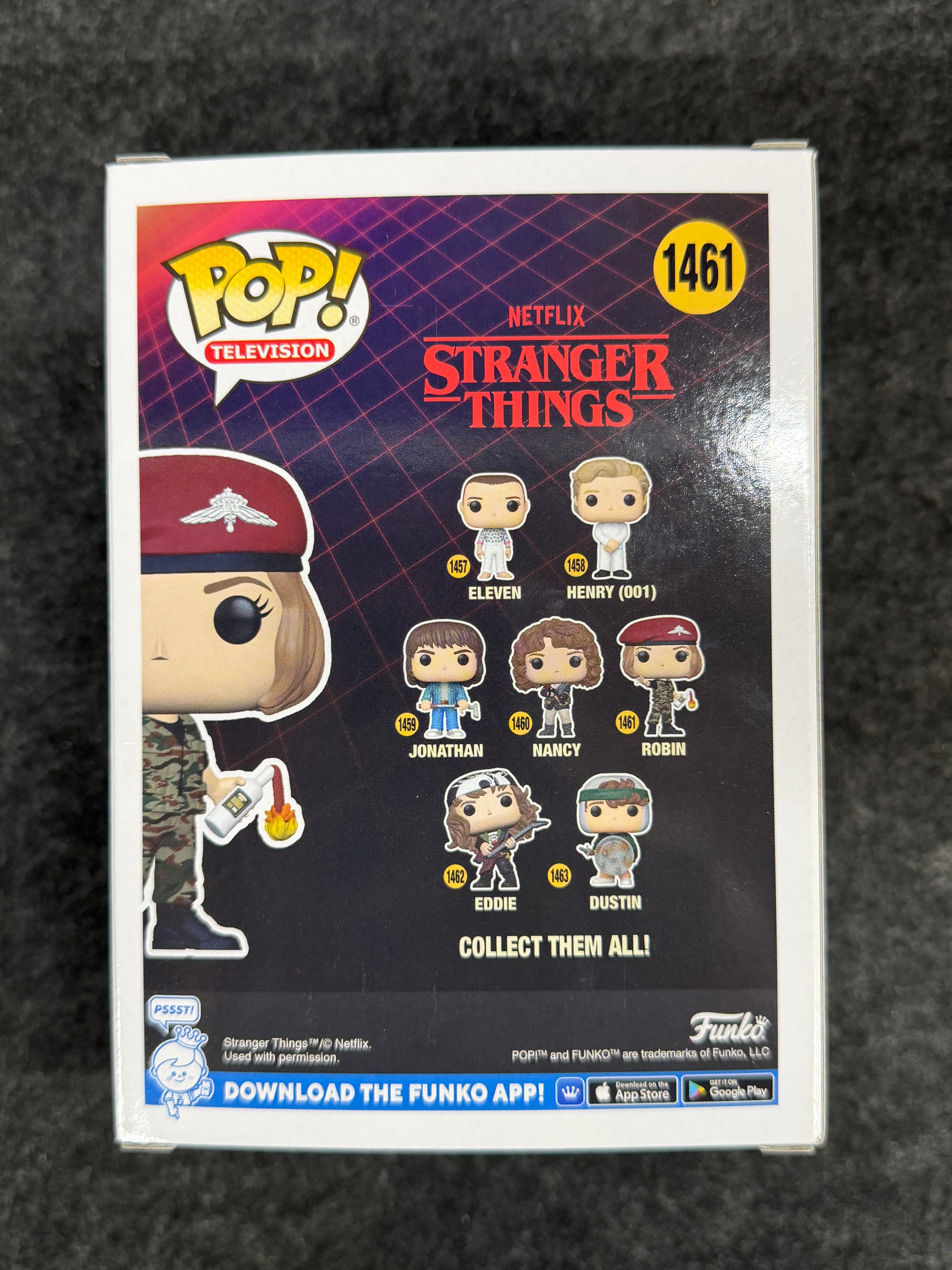 Maya Hawke Signed Robin Stranger Things #1461 Funko - SWAU COA