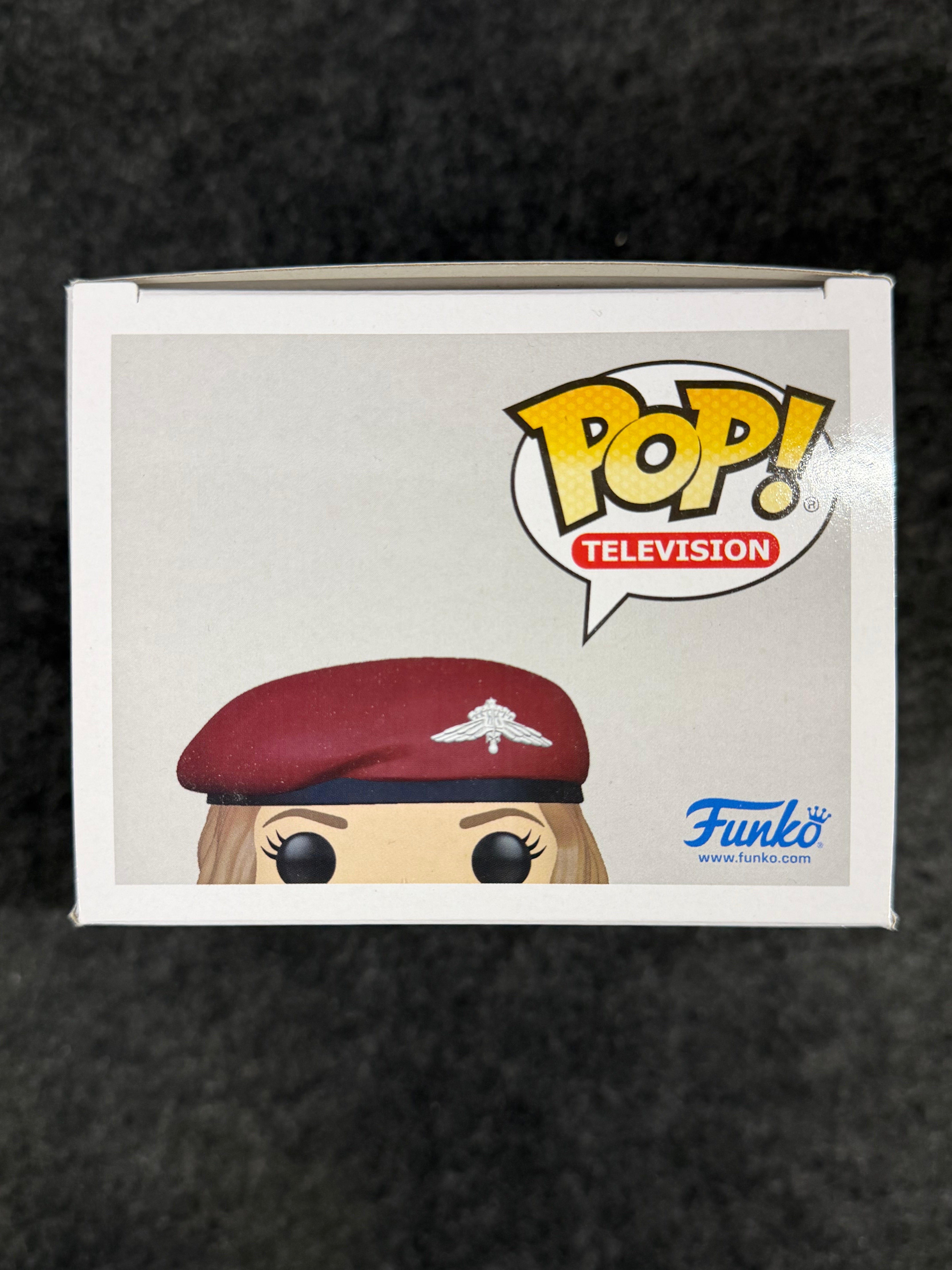 Maya Hawke Signed Robin Stranger Things #1461 Funko - SWAU COA